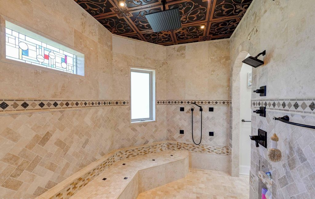 Exploring 'The Mansion': A $4.5 Million Exemplar of Craftsmanship in Philadelphia, Mississippi