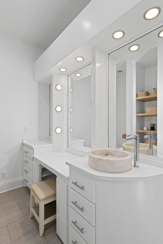 Exquisite Resort Style Retreat 9.25 Million Nashville Oasis Amidst Lush Greenery 22