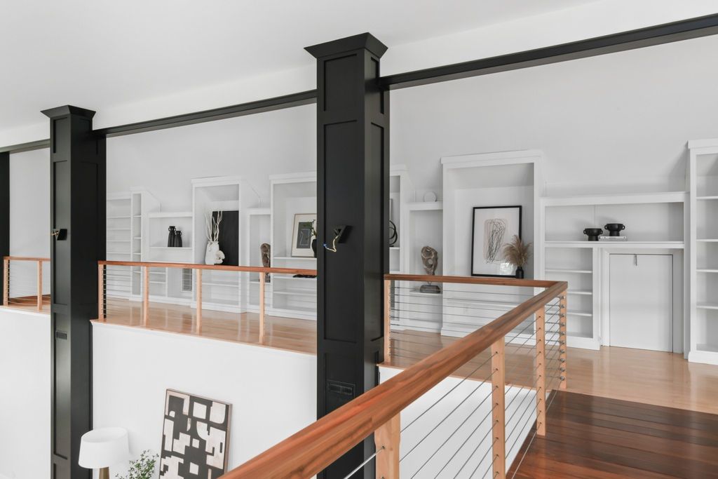 Exquisite Resort-Style Retreat: $9.25 Million Nashville Oasis Amidst Lush Greenery