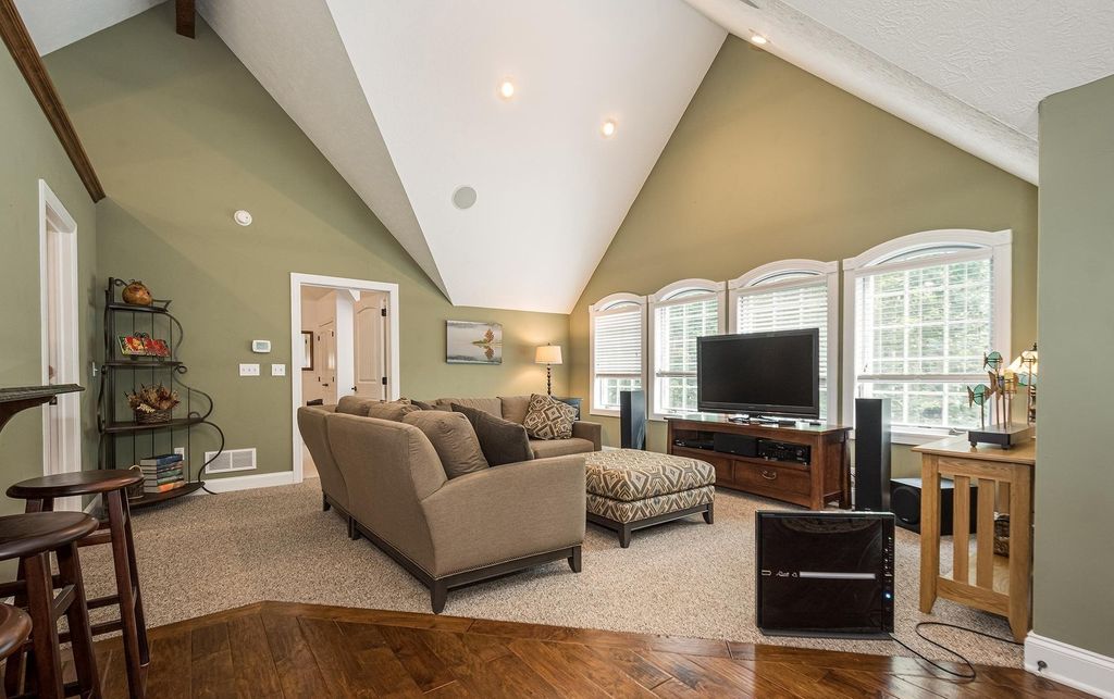 Extraordinary Lakefront Luxury: Stunning Stone and Stucco Home in Oakland, Maryland Offered at $3.95 Million