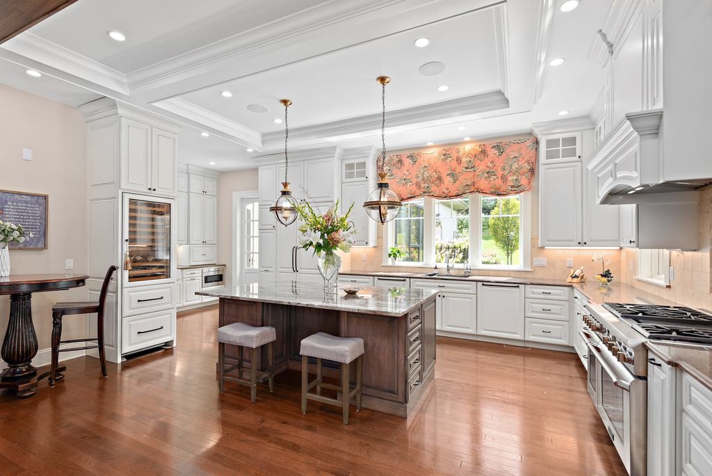 Gibsonia, Pennsylvania Gem: $2.95 Million Home with Spectacular Resort-Style Backyard and Mesmerizing Views