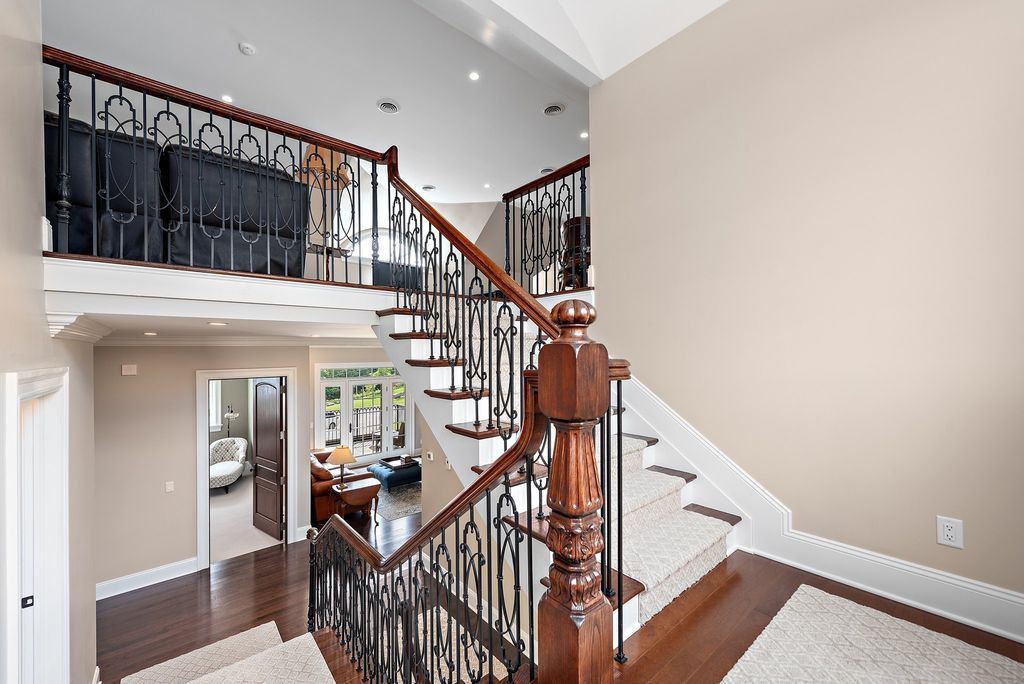 Gibsonia, Pennsylvania Gem: $2.95 Million Home with Spectacular Resort-Style Backyard and Mesmerizing Views