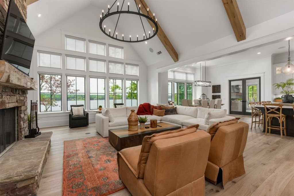 Greensboro, Georgia: A $5.5 Million Lakeside Retreat of Unrivaled Beauty