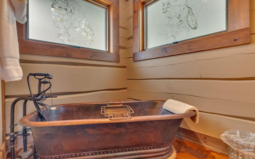 Grouse Ridge Lodge: Where Luxury Meets Nature in Sevierville, Tennessee Listed at $2.35 Million
