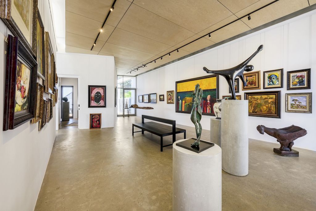 Kunshuis House and Gallery with art gallery Display by Strukt Architects 21