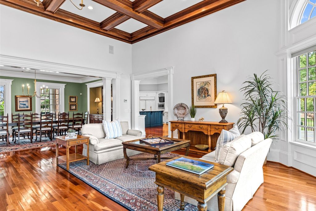 Lake Front Masterpiece: Luxury and Comfort in Eatonton, Georgia for $3,595,000
