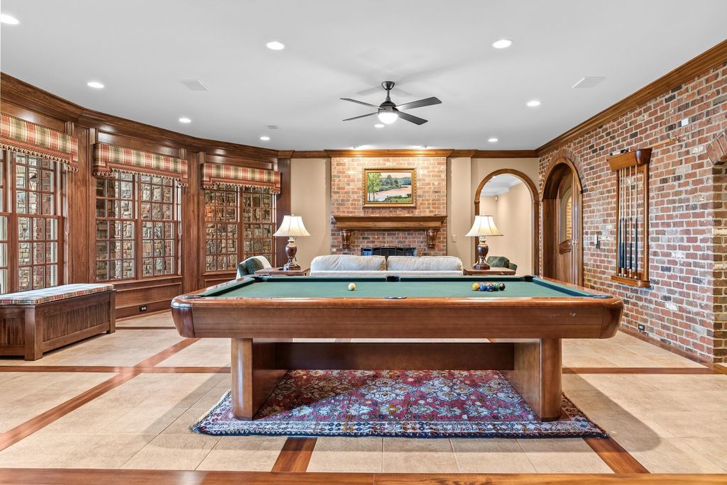 Lake Front Masterpiece: Luxury and Comfort in Eatonton, Georgia for $3,595,000