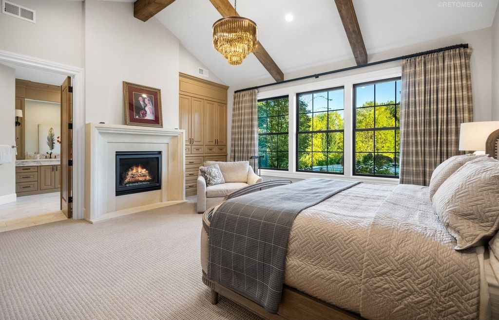 Luxurious Ridgefield, Washington Residence: A Masterpiece of Comfort and Functionality at $5,299,999