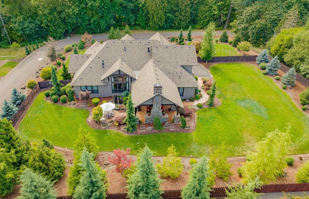 Luxury at Its Finest: $2.35 Million Ridgefield, Washington Home Exudes Elegance in Every Detail