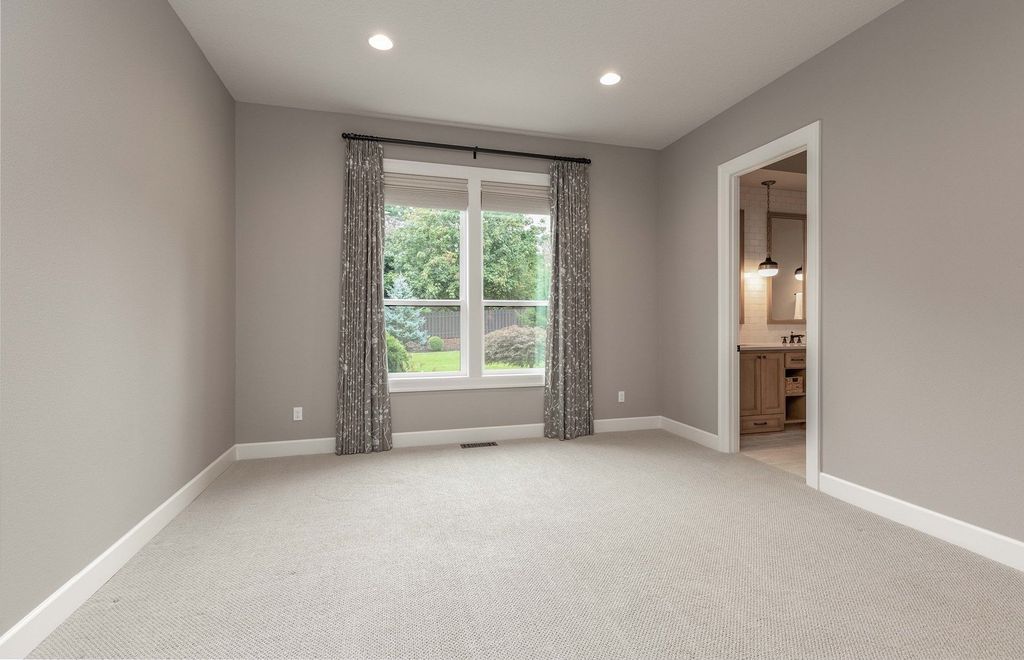 Luxury at Its Finest: $2.35 Million Ridgefield, Washington Home Exudes Elegance in Every Detail