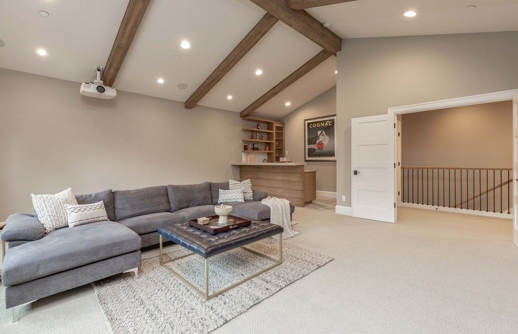 Luxury at Its Finest: $2.35 Million Ridgefield, Washington Home Exudes Elegance in Every Detail