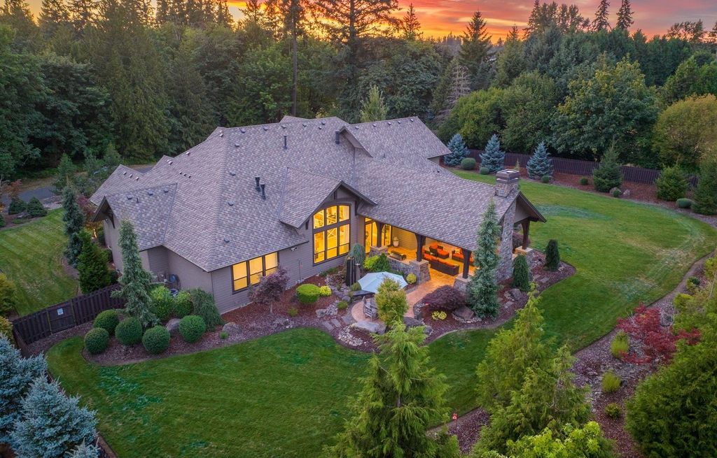 Luxury at Its Finest: $2.35 Million Ridgefield, Washington Home Exudes Elegance in Every Detail