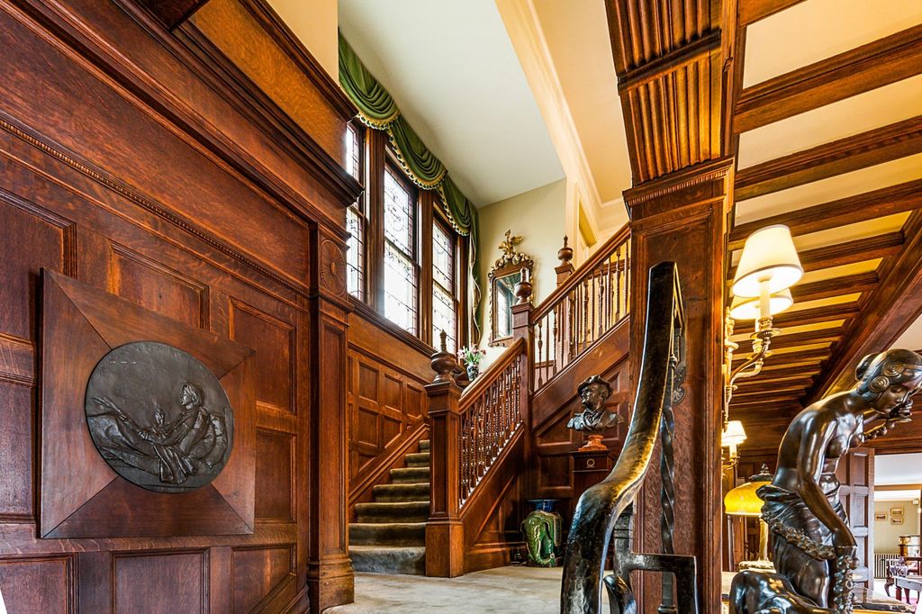 New Hampshire's Exquisite Historic Estate: A $2.5 Million Renovation by Austin Corbin