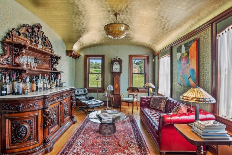 New Hampshire's Exquisite Historic Estate: A $2.5 Million Renovation by ...