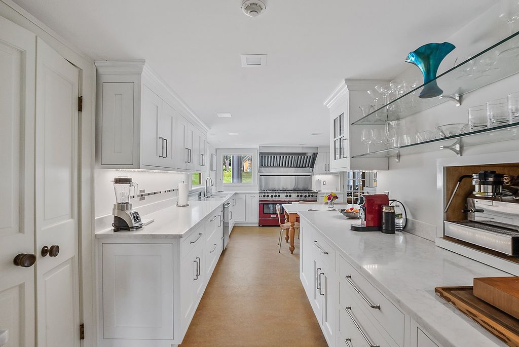 New Hampshire's Exquisite Historic Estate: A $2.5 Million Renovation by Austin Corbin