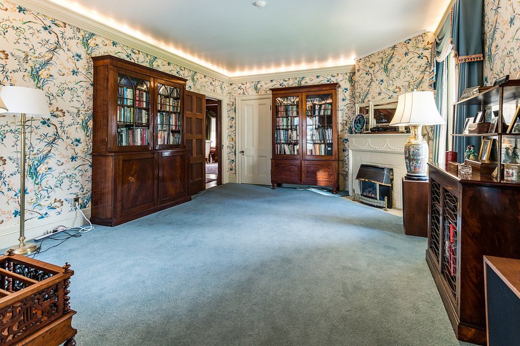 New Hampshire's Exquisite Historic Estate: A $2.5 Million Renovation by Austin Corbin