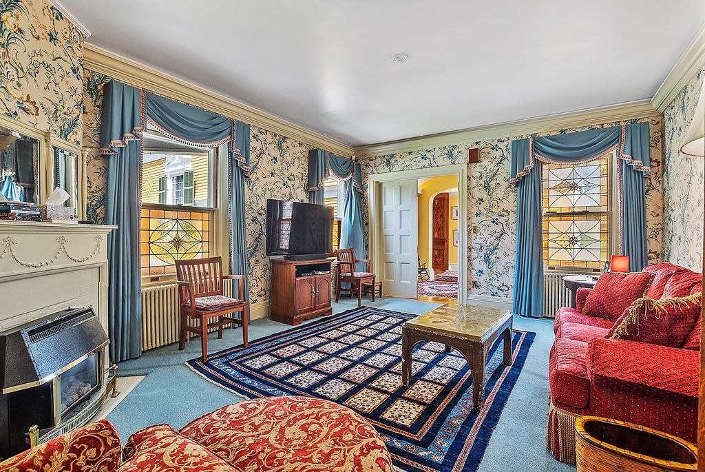 New Hampshire's Exquisite Historic Estate: A $2.5 Million Renovation by Austin Corbin