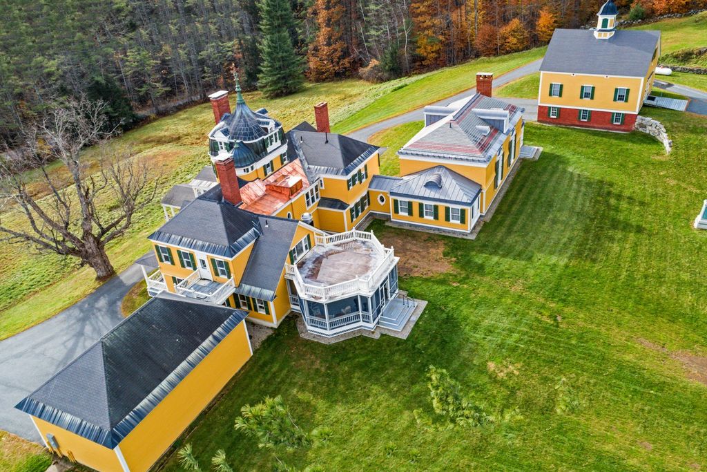 New Hampshire's Exquisite Historic Estate: A $2.5 Million Renovation by Austin Corbin