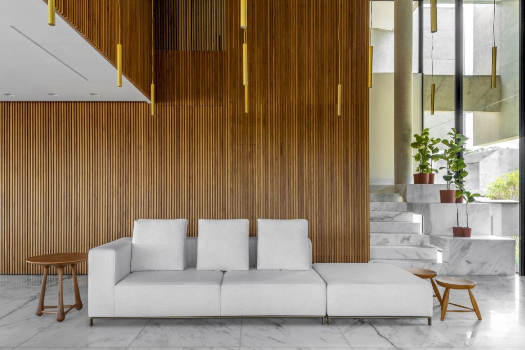 Pleated House, An Expression of Architectural Creativity by Leo Romano