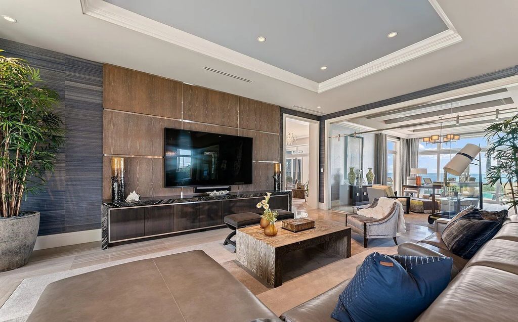 Nestled between the majestic Atlantic Ocean and the tranquil Intracoastal Waterway lies the extraordinary ''Villa Oceano Azul.'' This stunning estate is located in the prestigious estate section of Manalapan, Florida, and embodies the epitome of luxury living.