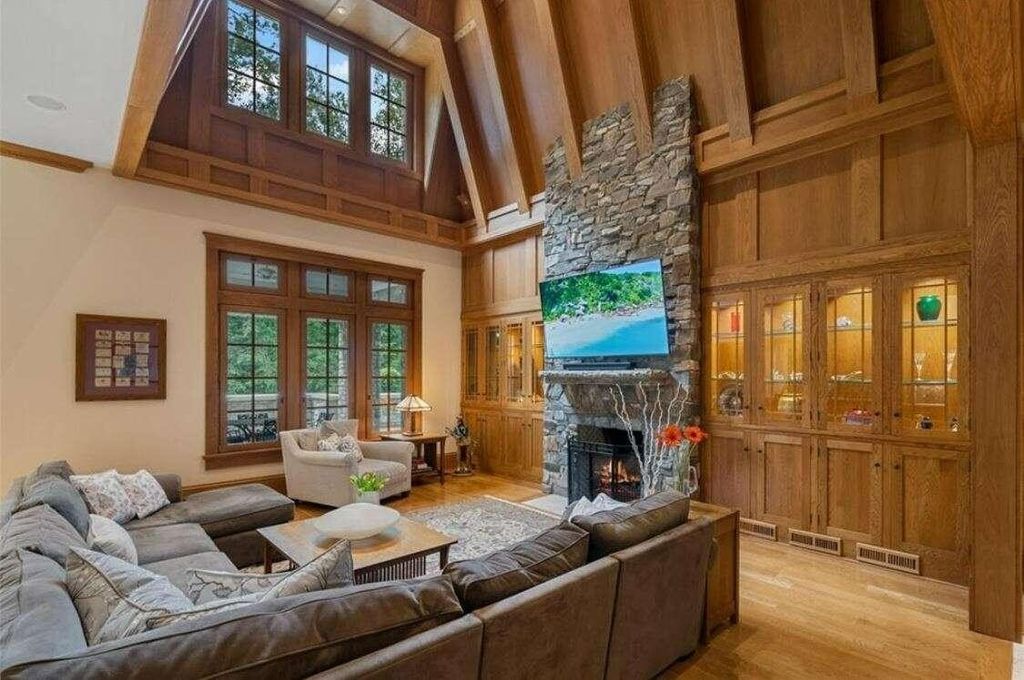 Renowned Architect Bill Harrison's $8 Million Sandy Springs Estate: Timeless Design Meets Modern Luxury