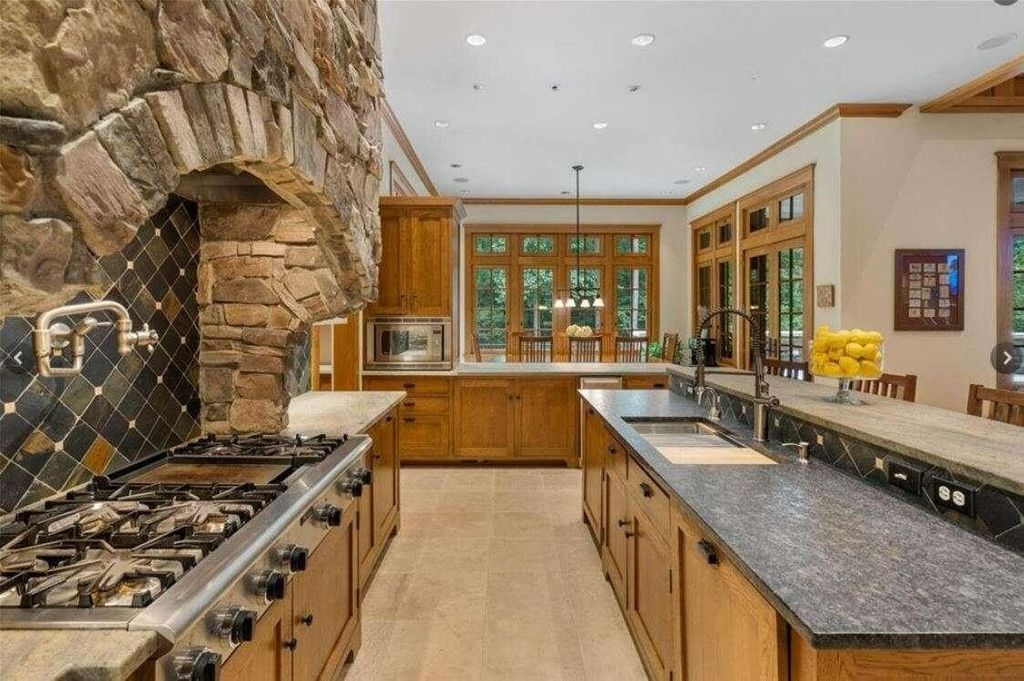 Renowned Architect Bill Harrison's $8 Million Sandy Springs Estate: Timeless Design Meets Modern Luxury