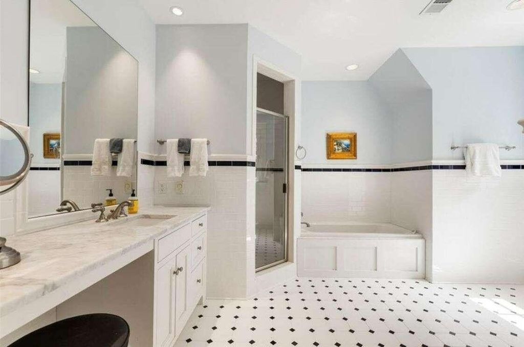 Renowned Architect Bill Harrison's $8 Million Sandy Springs Estate: Timeless Design Meets Modern Luxury