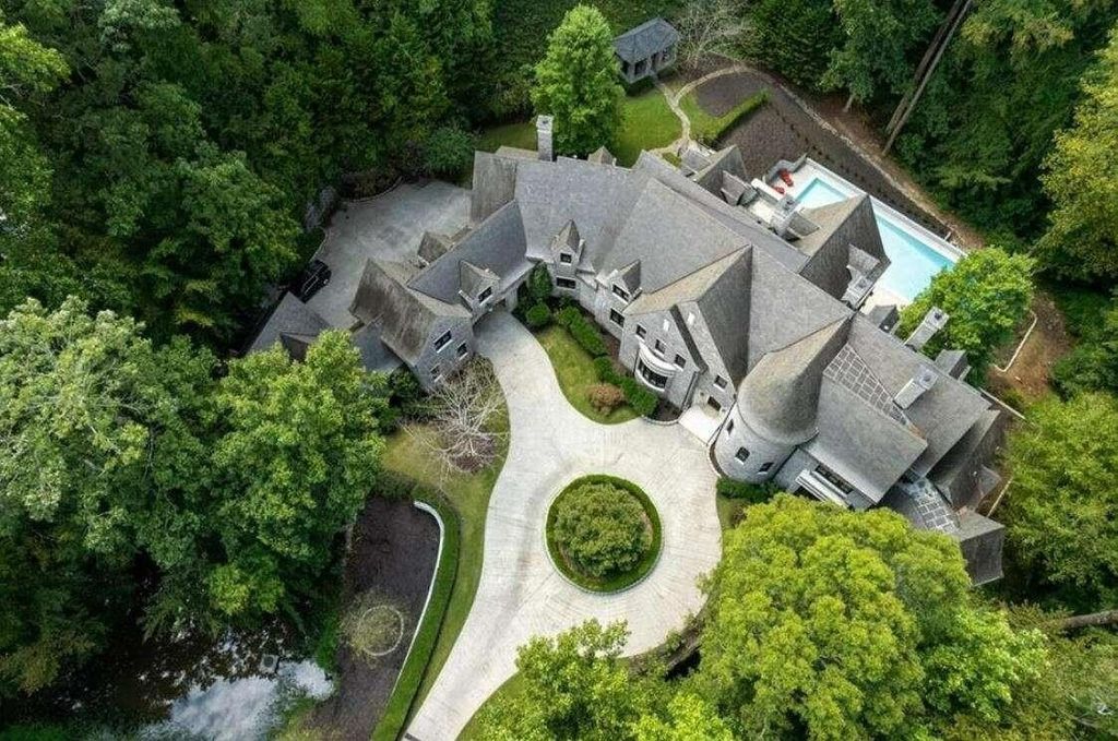 Renowned Architect Bill Harrison's $8 Million Sandy Springs Estate: Timeless Design Meets Modern Luxury