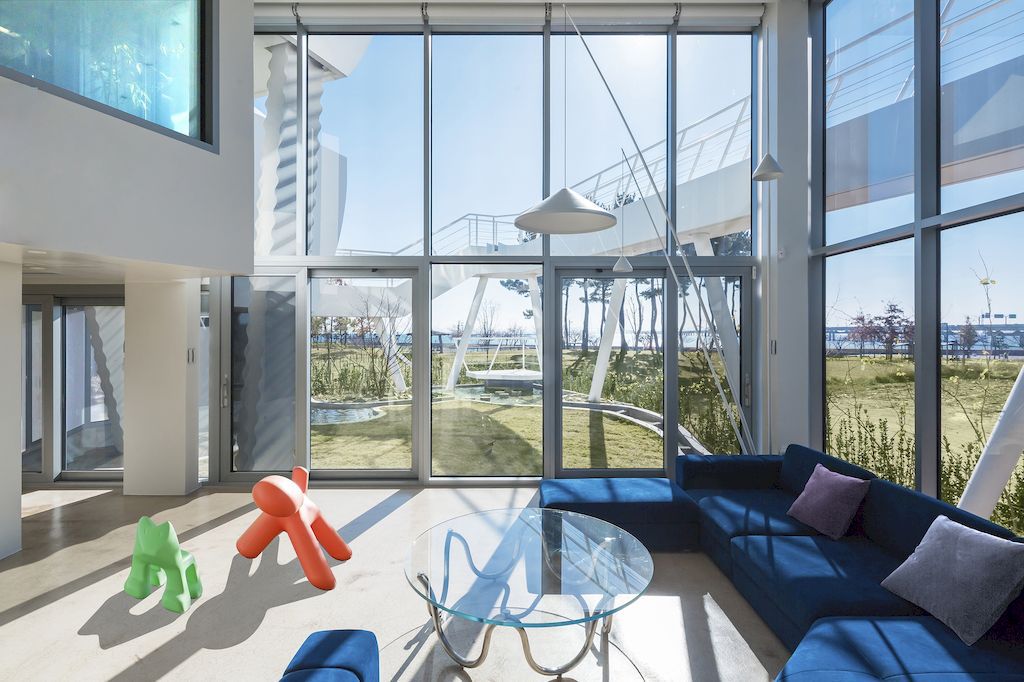 Sailing House Offers Sweeping Vistas of the Sea by IROJE KHM Architects