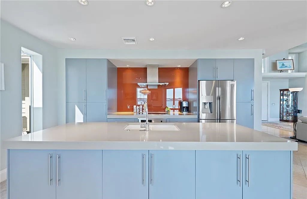 Nestled in Marco Island's prestigious Estate section, 581 Conover Ct is a waterfront gem offering 247' of direct access frontage on Roberts Bay with 11' elevation. This 2000-built Slocum & Christian home boasts an open - living concept, three bedrooms, three baths, and breathtaking water views from every room.