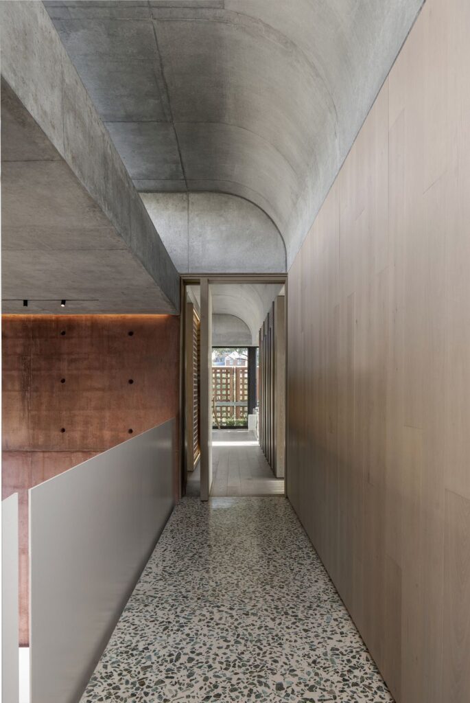 Upper Albert residence combine aesthetics natural textures by SAOTA 17