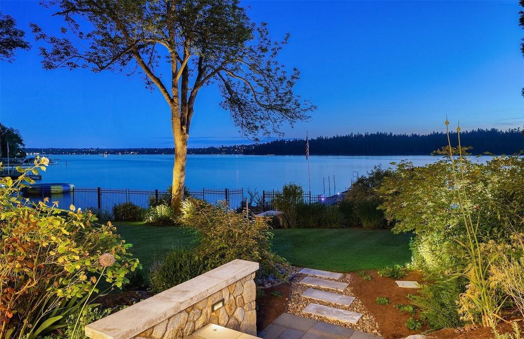 Waterfront Estate: The Ultimate Luxury Living in Mercer Island, Washington for $16.9 Million