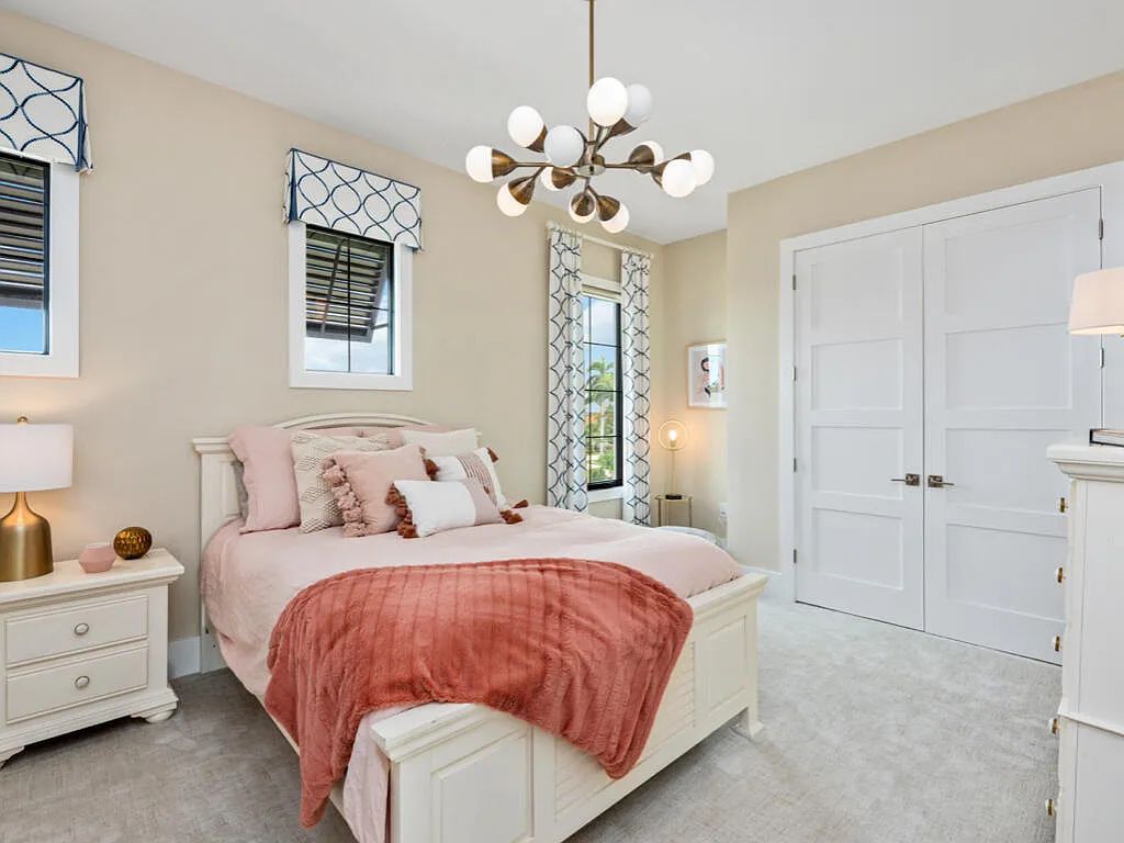 Discover waterfront perfection at 681 Crescent St, Marco Island, FL. This 2020-built, lightly lived-in masterpiece offers 4 bedrooms, 5 baths, and 4,047 square feet of luxury living. Its open split floor plan seamlessly blends indoor and outdoor spaces, revealing breathtaking bay views.