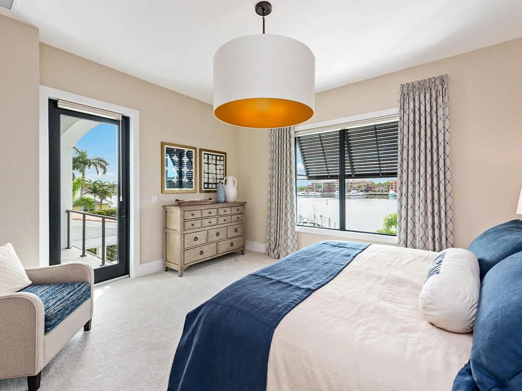 Discover waterfront perfection at 681 Crescent St, Marco Island, FL. This 2020-built, lightly lived-in masterpiece offers 4 bedrooms, 5 baths, and 4,047 square feet of luxury living. Its open split floor plan seamlessly blends indoor and outdoor spaces, revealing breathtaking bay views.