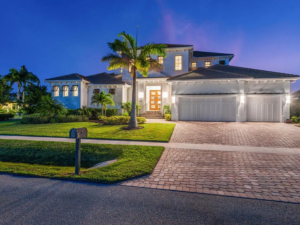Discover waterfront perfection at 681 Crescent St, Marco Island, FL. This 2020-built, lightly lived-in masterpiece offers 4 bedrooms, 5 baths, and 4,047 square feet of luxury living. Its open split floor plan seamlessly blends indoor and outdoor spaces, revealing breathtaking bay views.