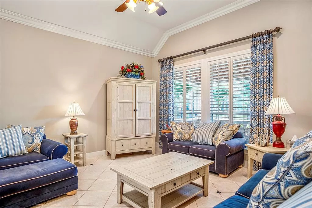 10 Ledbury Park Ln Spring TX 77379 18