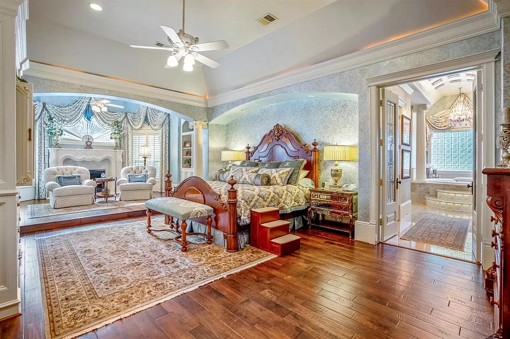10 Ledbury Park Ln Spring TX 77379 39