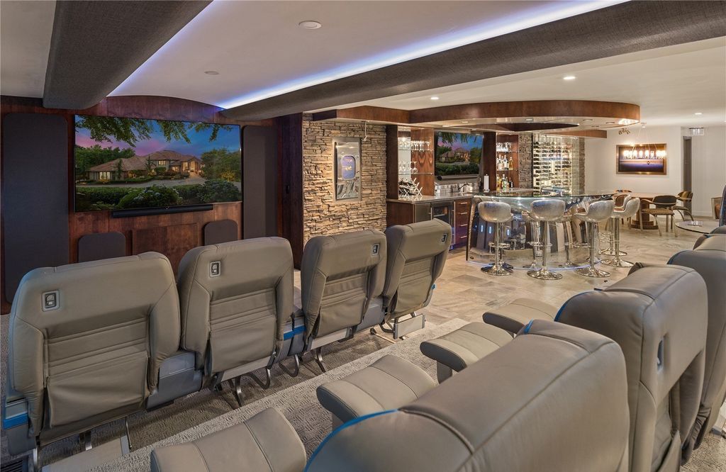 $3.75 Million for a Spectacular Residence with Breathtaking Golf Course Views in Woodinville, Washington