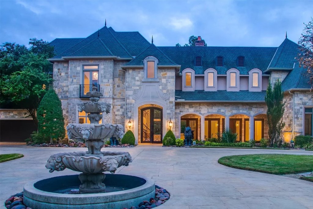 4720 Royal Ln Dallas TX 75229 10