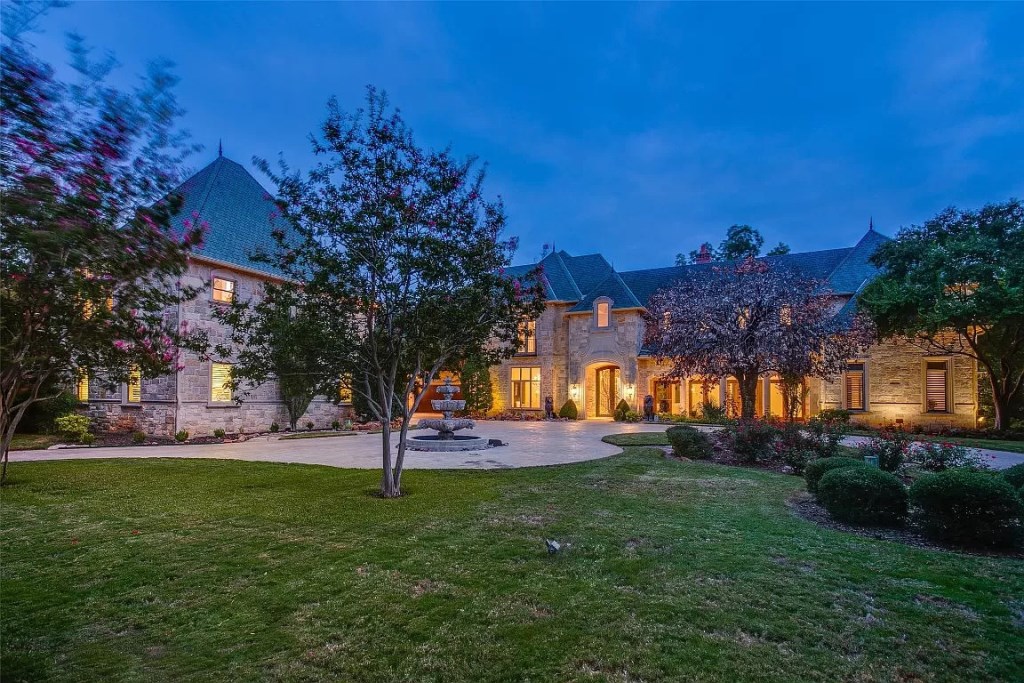 4720 Royal Ln Dallas TX 75229 11