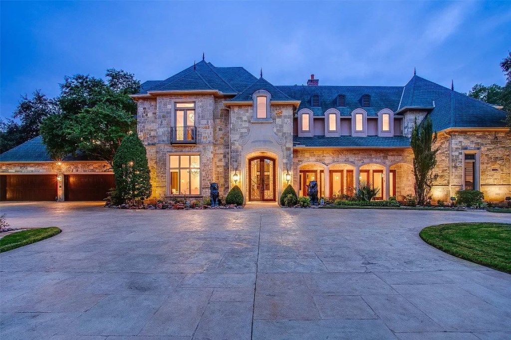 4720 Royal Ln Dallas TX 75229 12
