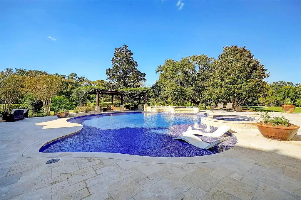 5110 Newpoint Dr Fresno TX 77545 15