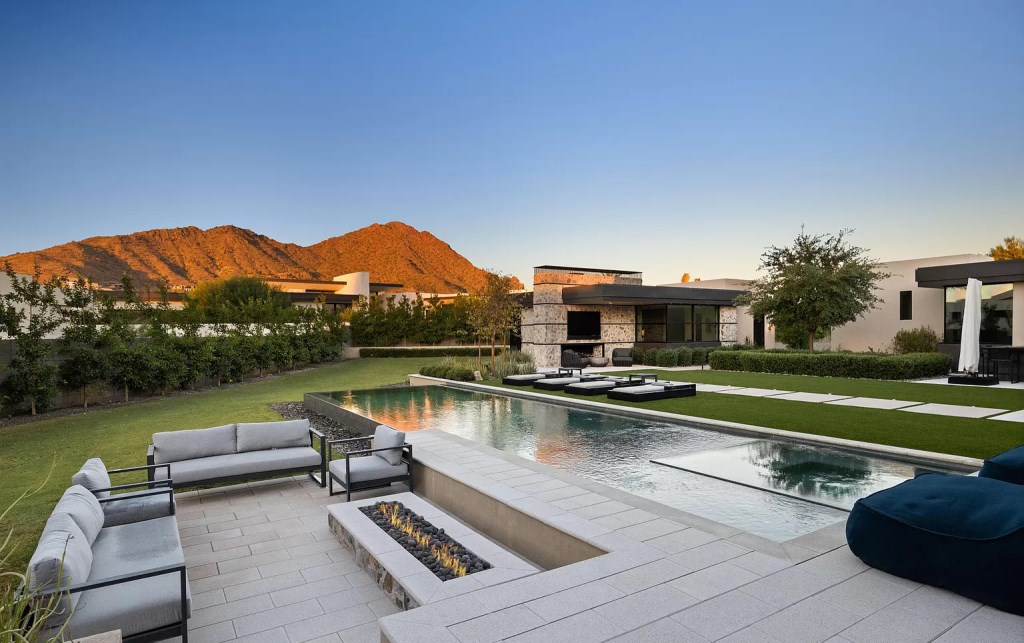 5540 N Casa Blanca Dr Paradise Valley AZ 85253 6