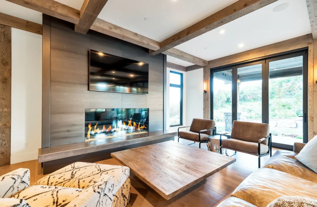 977 West Deer Hill Home in Park City, Utah. Discover opulent mountain living in this 4-bedroom, 6,103 sq ft modern home in Park City's exclusive Preserve community. With stunning views, spacious living areas, and exceptional features like radiant heat, a backup generator, and proximity to outdoor trails, this retreat offers unparalleled luxury and tranquility.