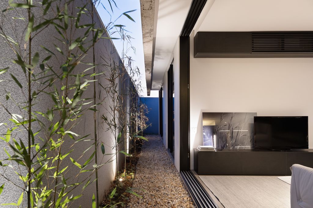 A6 House, A Contemporary Architectural Marvel by Gruta.Arquitetos