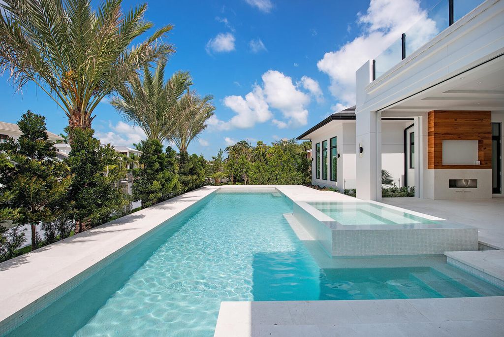 Nestled in the heart of Naples, Florida, 722 16th Ave S embodies the epitome of modern coastal living, seamlessly blending casual elegance with contemporary design. Boasting 5 bedrooms, 7 baths, and 6,224 square feet of living space, this newly constructed masterpiece, meticulously crafted by Falcon Design Inc., BBA Development Inc., and NP Interior Design