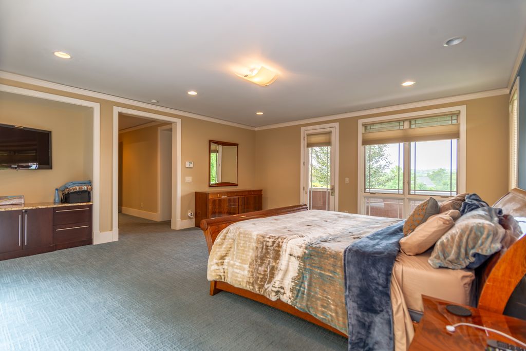 Beautiful Home on Over 2 Acres in West Chester Ohio Hits the Market at 2.25 Million 18