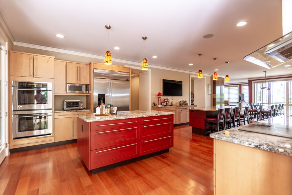 Beautiful Home on Over 2 Acres in West Chester Ohio Hits the Market at 2.25 Million 3