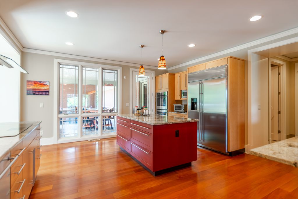 Beautiful Home on Over 2 Acres in West Chester Ohio Hits the Market at 2.25 Million 5