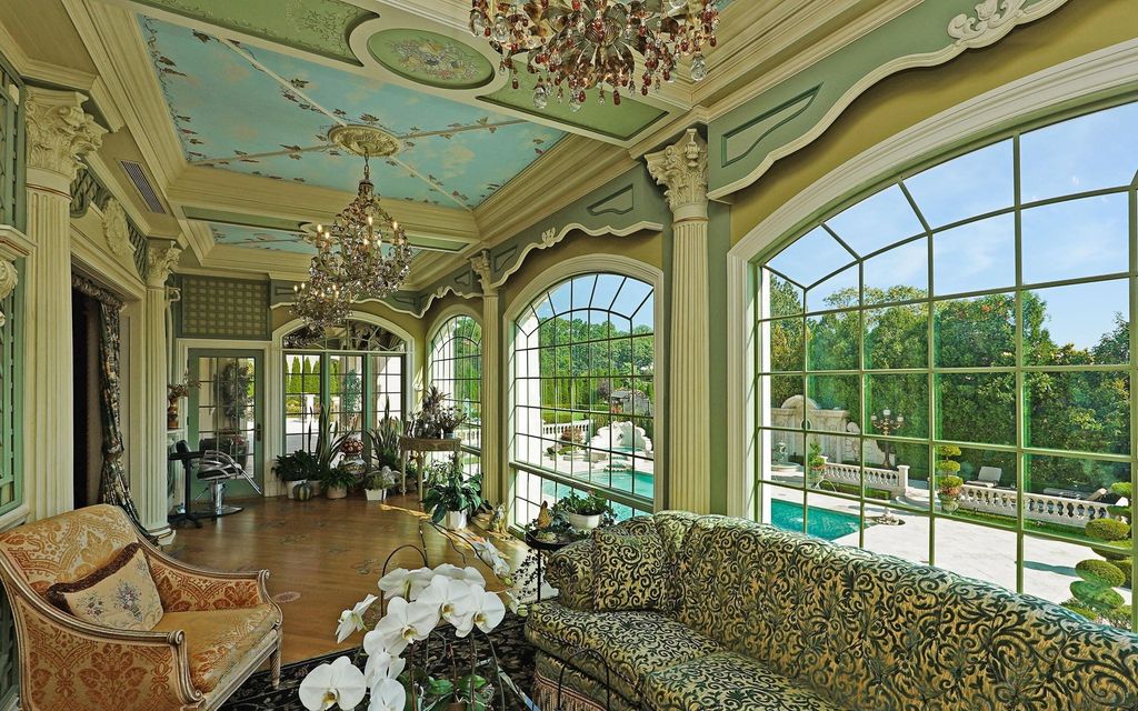 Celebrity Oasis A 16.8 Million Dream Home with Unparalleled Amenities in Staten Island New York 19 1